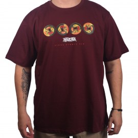 CAMISA-basica-marca-narina-estampa-no-peito-tnt-cor-vinho-estilo-skate-sucata-brazil-maua-moda-skatista-streetwear-