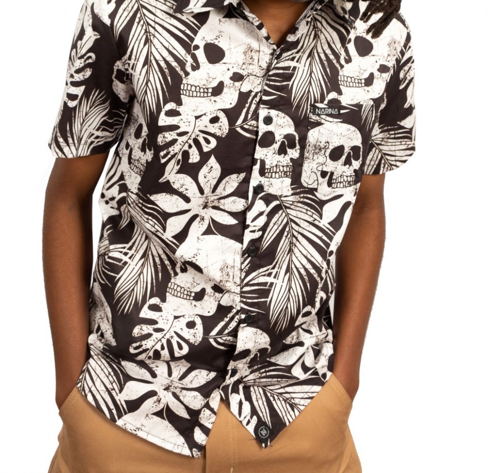 CAMISA-de-botao-marcanarina-ESTAMPADO-TROPICAL-caveira-cor-preta-estilo-skate-sucata-brazil-maua-moda-skatista-streetwear-